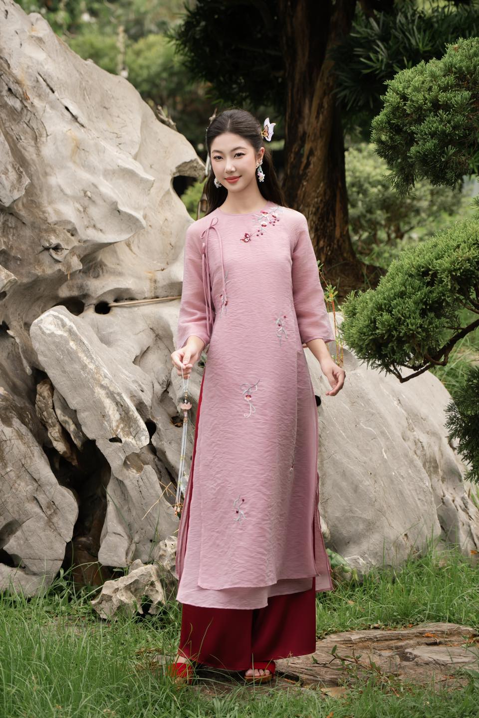 Bộ sưu tập áo dài cách tân BTS09