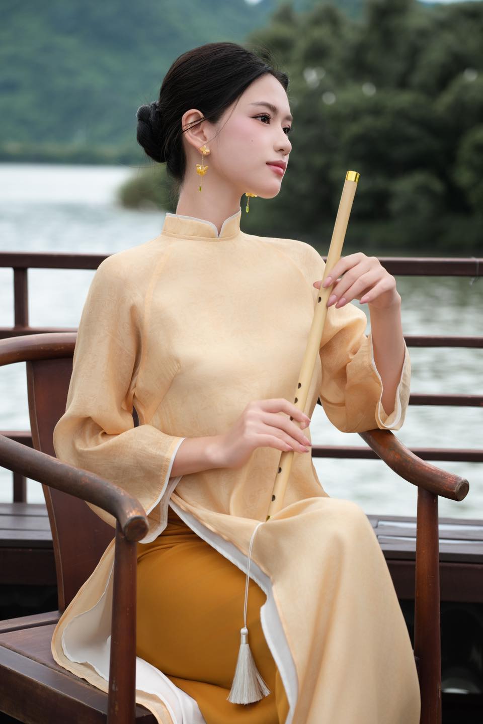 Bộ sưu tập áo dài cách tân BTS17