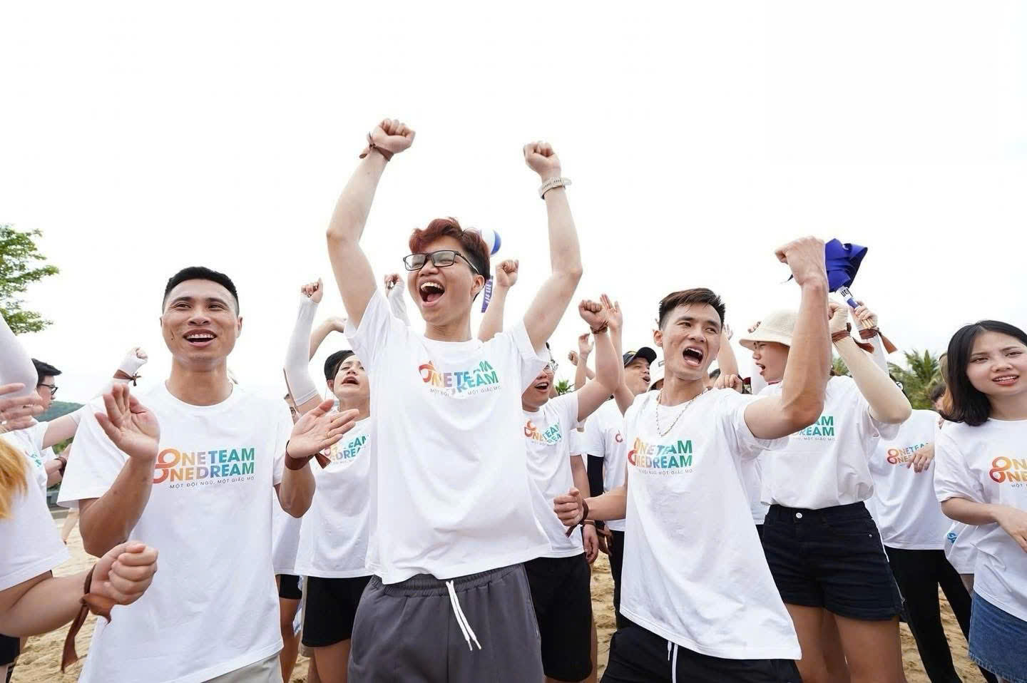 Ao-Thun-Dong-Phuc-Cong-Ty-Dep Ao-Thun-Dong-Phuc-Cong-Ty-Dep